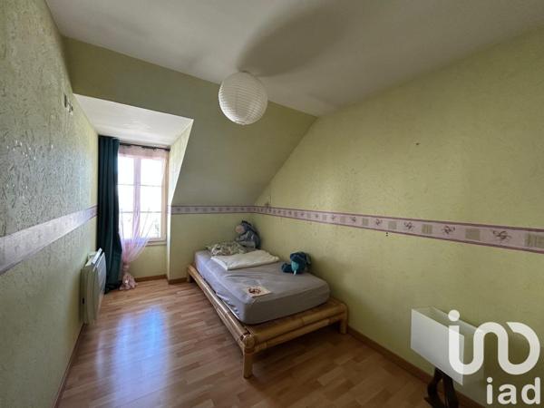 Maison traditionnelle 6 pièces de 120 m² à Les Ponts-de-Cé (49130)