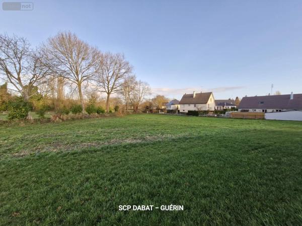 Terrain à Batir à vendre à Saint-Hilaire-du-Harcouët dans la Manche (50600), ref : 8458