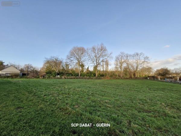 Terrain à Batir à vendre à Saint-Hilaire-du-Harcouët dans la Manche (50600), ref : 8458