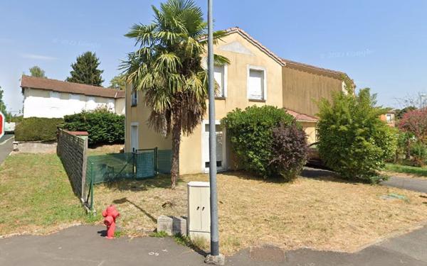 Maison à vendre    4 pièces •  Pau