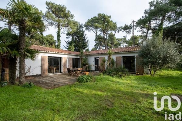 Maison 5 pièces de 182 m² à Sainte-Marie-de-Ré (17740)