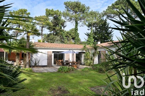 Maison 5 pièces de 182 m² à Sainte-Marie-de-Ré (17740)