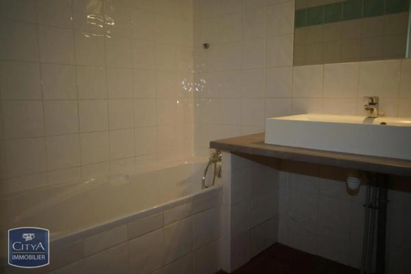 Location maison 5 pièces de 121m²