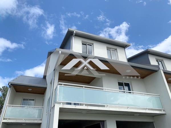 APPARTEMENT T5 140 M² SAINT JOSEPH