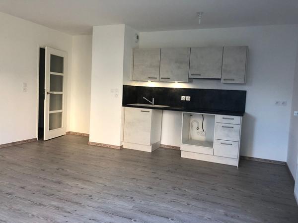 Location appartement Saint Herblain : 776 € - AJP Immobilier Nantes Jouzel