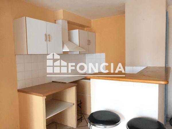 Location Appartement 2 pièces 37.69 m² - 10 RUE ENCLOS REY Nimes 30000