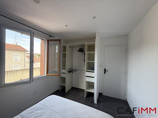 Appartement à louer, 2 pièces - SAINT-LAURENT-DE-MURE 69720