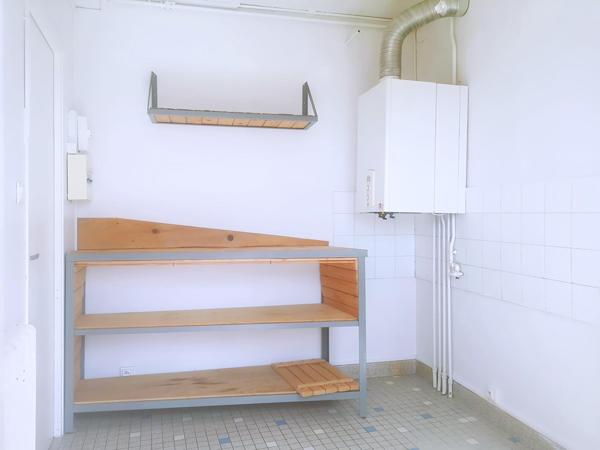 Appartement T3/4 avec garage, cave et vue dégagée