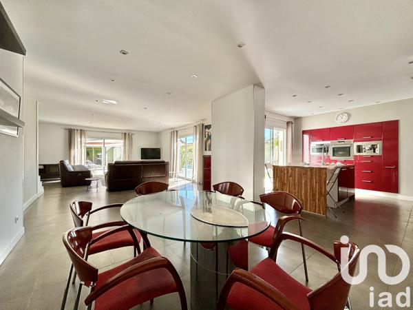 Maison à vendre 5 pièces 179 m² Cestas