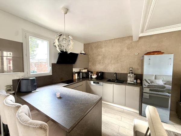 Saint-Denis (93200) Maison avec jardin proche métro 13, Tramway