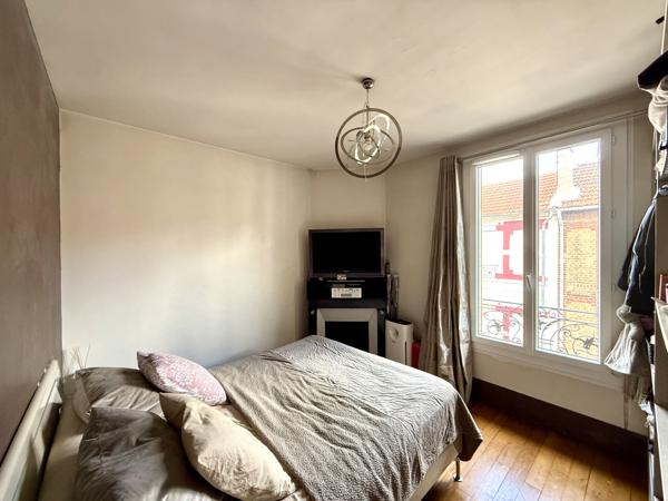 Saint-Denis (93200) Maison avec jardin proche métro 13, Tramway