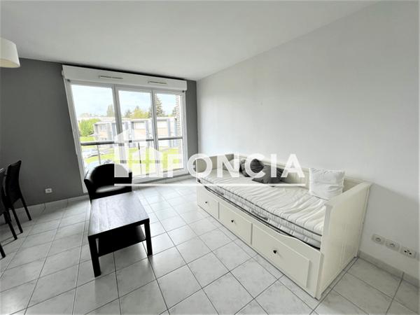Location Studio meublé 30 m² - 142 RUE HENRI VENIARD St Georges Des Groseillers 61100