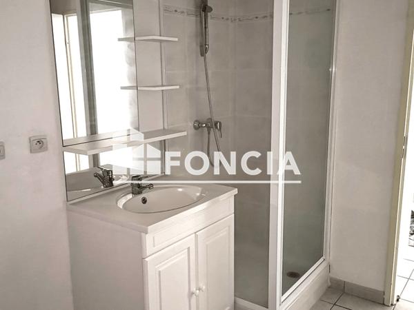Location Studio meublé 30 m² - 142 RUE HENRI VENIARD St Georges Des Groseillers 61100