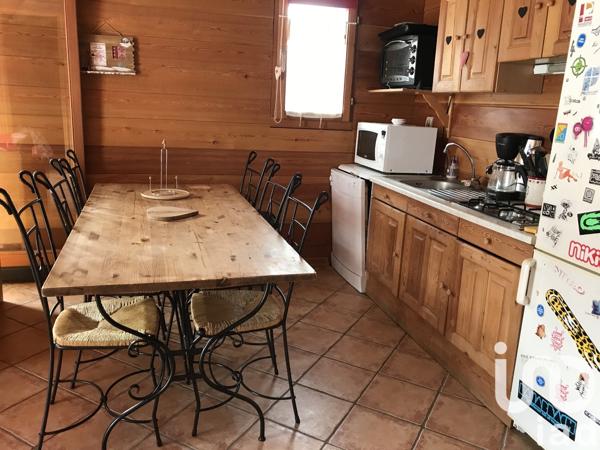 Immeuble à vendre 218,49 m² Modane