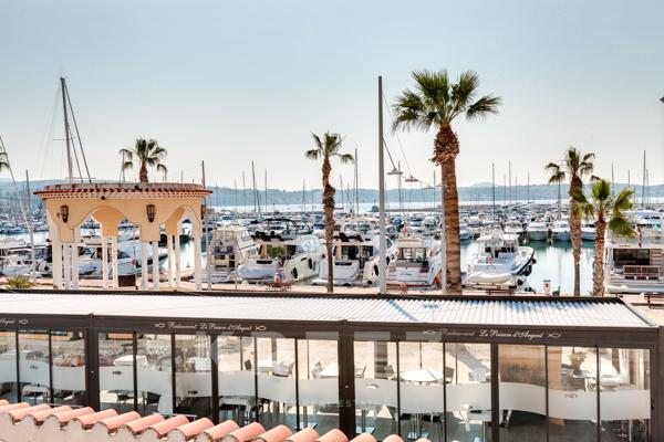 Monumentale maison de ville proche mer