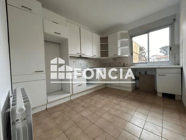 Location Appartement 3 pièces 56.9 m² - 1 RUE CHARLES PEGUY Carcassonne 11000