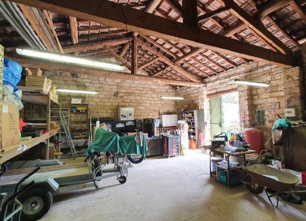 Maison à vendre    5 pièces •  Montpellier