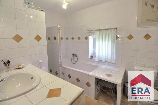 Maison à vendre à Bollène - 4 pièces, 3 chambres, jardin
