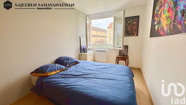 Appartement 3 pièces de 51 m² à Trappes (78190)