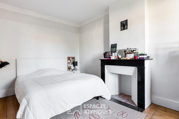 Grande maison de ville avec jardin et garage