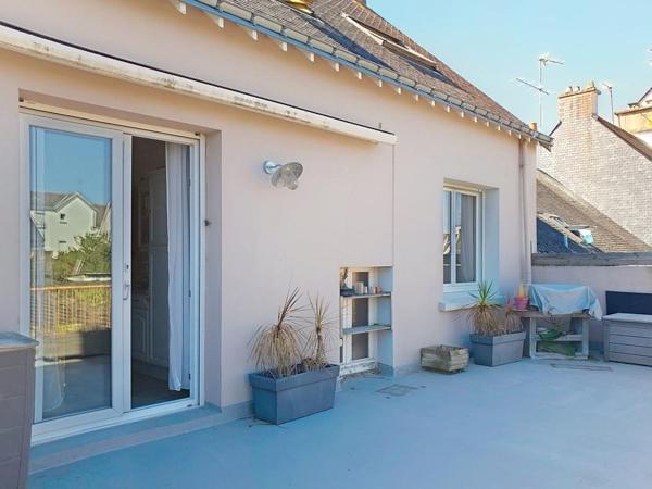 LANESTER : Maison familiale avec appartement indépendant, jardin et terrasse