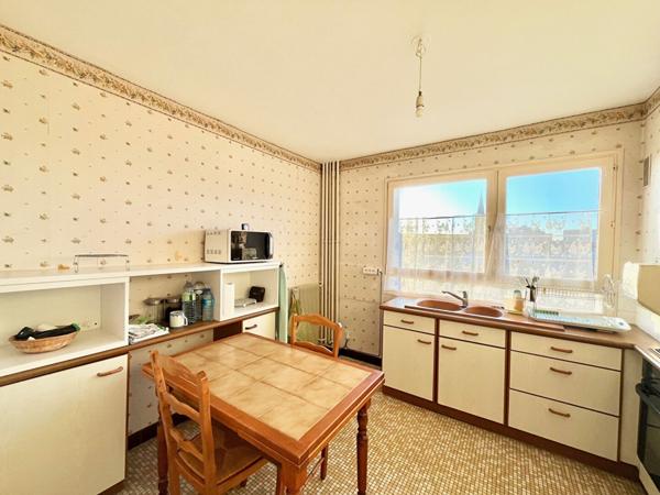 A VENDRE appartement Caen Venoix 4 pièce(s) 94 m2 - terrasse - balcon - parking - cave