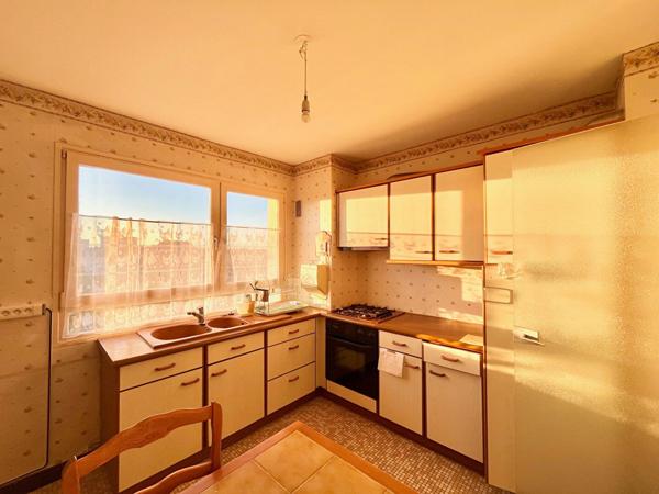 A VENDRE appartement Caen Venoix 4 pièce(s) 94 m2 - terrasse - balcon - parking - cave