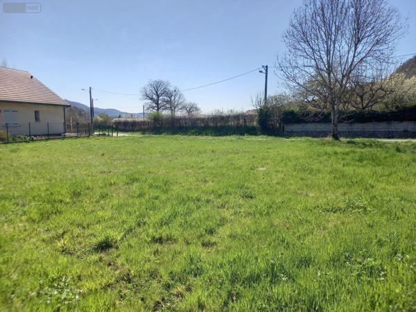 Terrain à Batir à vendre à Polminhac dans le Cantal (15800), ref : MG/2344