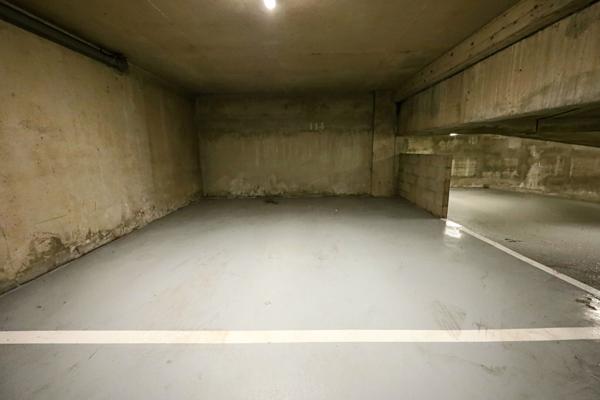 Double Parking rue Bezout