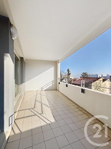 Appartement F4 à vendre  4 pièces - 75 m2 CLERMONT FERRAND - 63