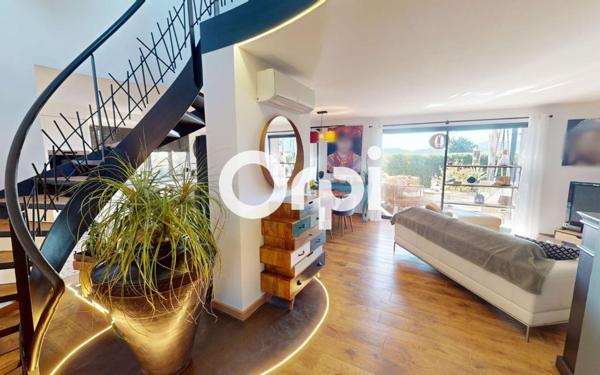 Maison à vendre    4 pièces • 131 m2 Carqueiranne