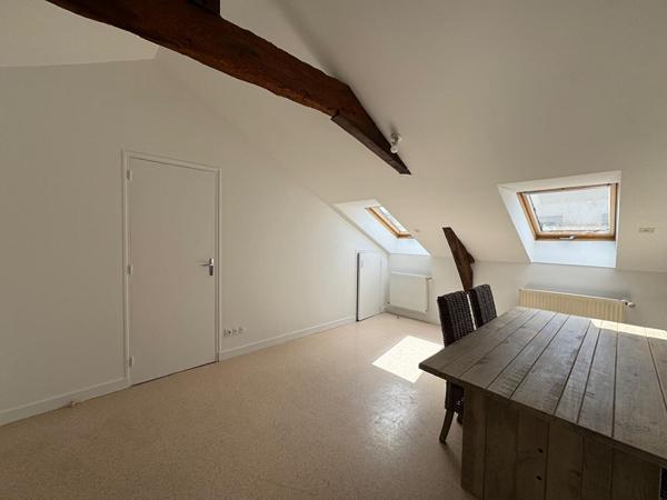 Appartement centre ville de Laval 2 pièces - 25 m2