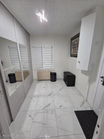 Maison  3 pièce(s) 80 m2