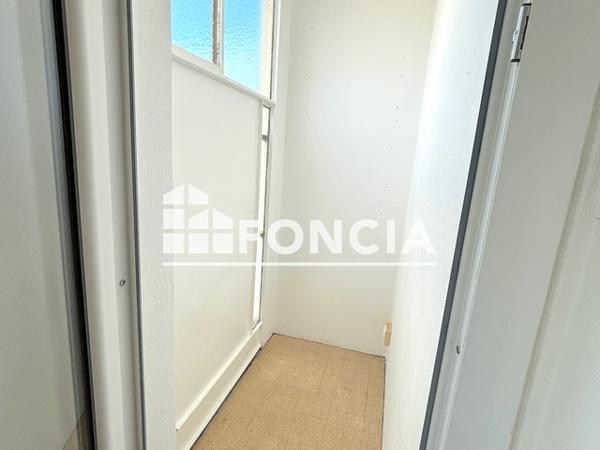 Location Appartement 3 pièces 64.97 m² - LE FRANCE Voiron 38500