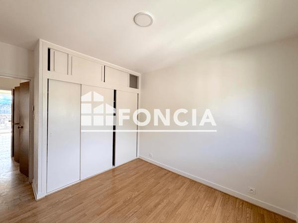 Location Appartement 3 pièces 64.97 m² - LE FRANCE Voiron 38500