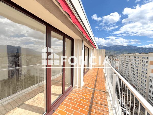Location Appartement 3 pièces 64.97 m² - LE FRANCE Voiron 38500