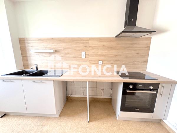 Location Appartement 3 pièces 64.97 m² - LE FRANCE Voiron 38500
