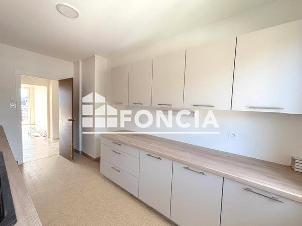 Location Appartement 3 pièces 64.97 m² - LE FRANCE Voiron 38500