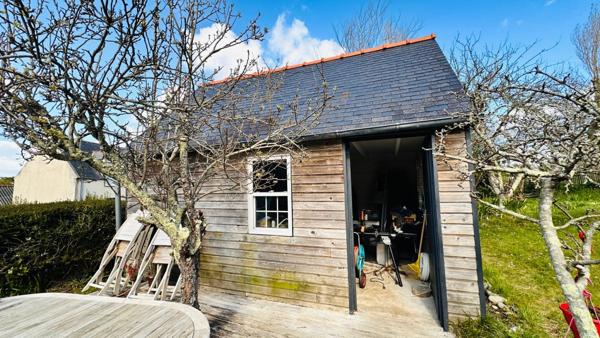Coup de coeur au Cap de la Chèvre : Une Perle Rare au Cœur d'un hameau