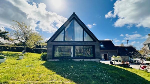 Coup de coeur au Cap de la Chèvre : Une Perle Rare au Cœur d'un hameau