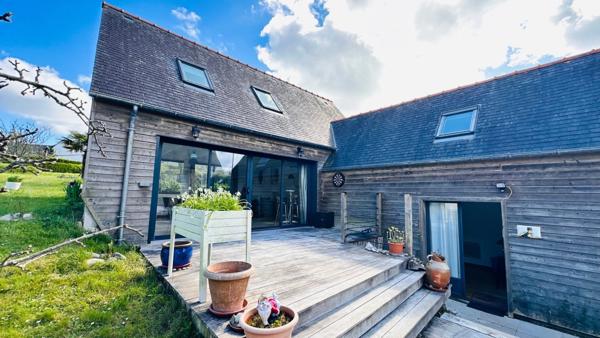 Coup de coeur au Cap de la Chèvre : Une Perle Rare au Cœur d'un hameau