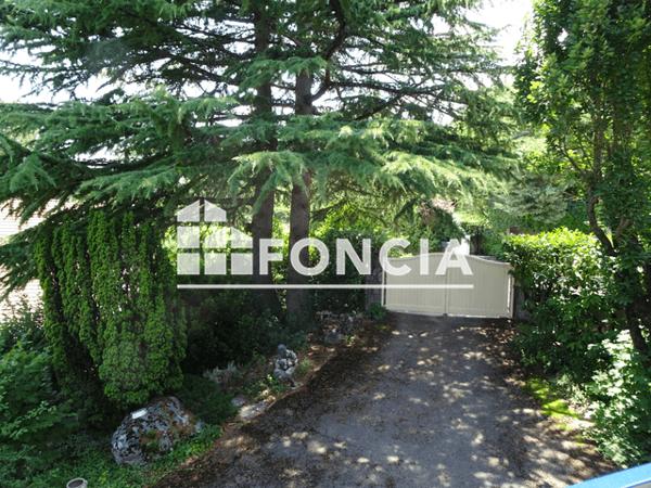 Location Maison 5 pièces 175.05 m² - 70 RUE FENOUILLERES Seyssins 38180