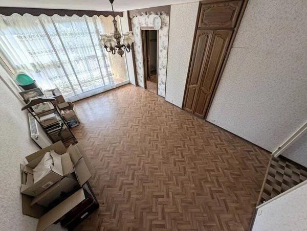 Vente                                                      Appartement
                        
                     3 pièces                      67 m2                     à Fos-sur-Mer