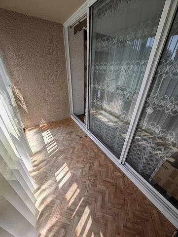 Vente                                                      Appartement
                        
                     3 pièces                      67 m2                     à Fos-sur-Mer