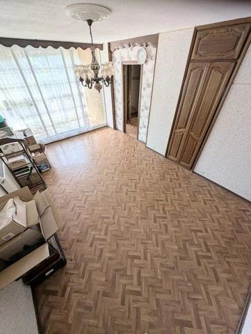 Vente                                                      Appartement
                        
                     3 pièces                      67 m2                     à Fos-sur-Mer