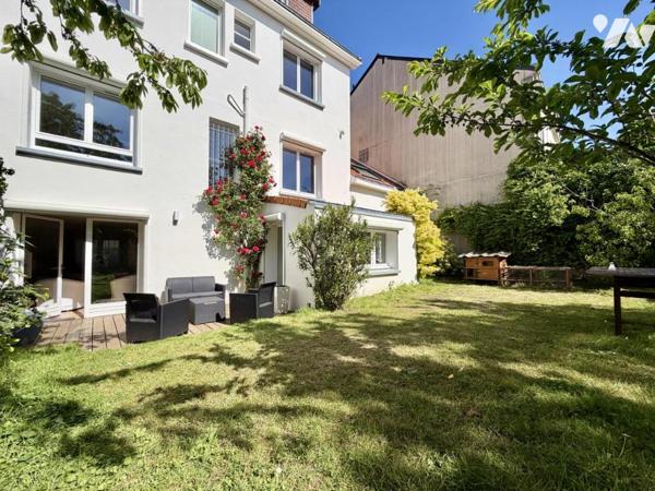NANTES - Maison Familiale avec garage et jardin - 202m² 