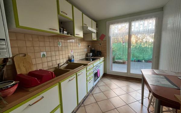 Appartement à vendre    3 pièces • 72 m2 Pontault-Combault