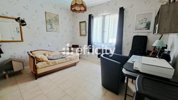 Maison
         5 pièces
        - 117 m² Exclusivité 350 000 € *