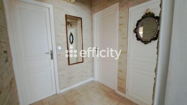 Maison
         5 pièces
        - 117 m² Exclusivité 350 000 € *