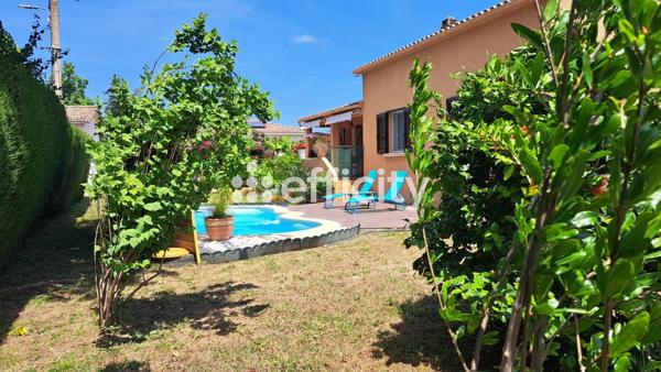 Maison
         5 pièces
        - 117 m² Exclusivité 350 000 € *